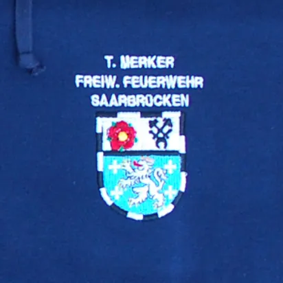 Stickerei Schriftzug zusätzlich