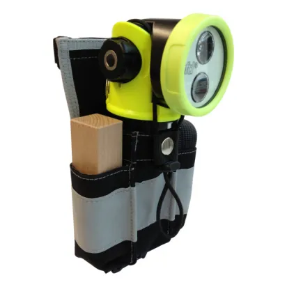 Universalholster mit Reflexbestreifung